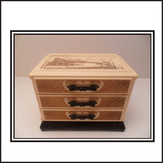 Japanese Themed Vintage Dresser Top Jewelry Box Etsy