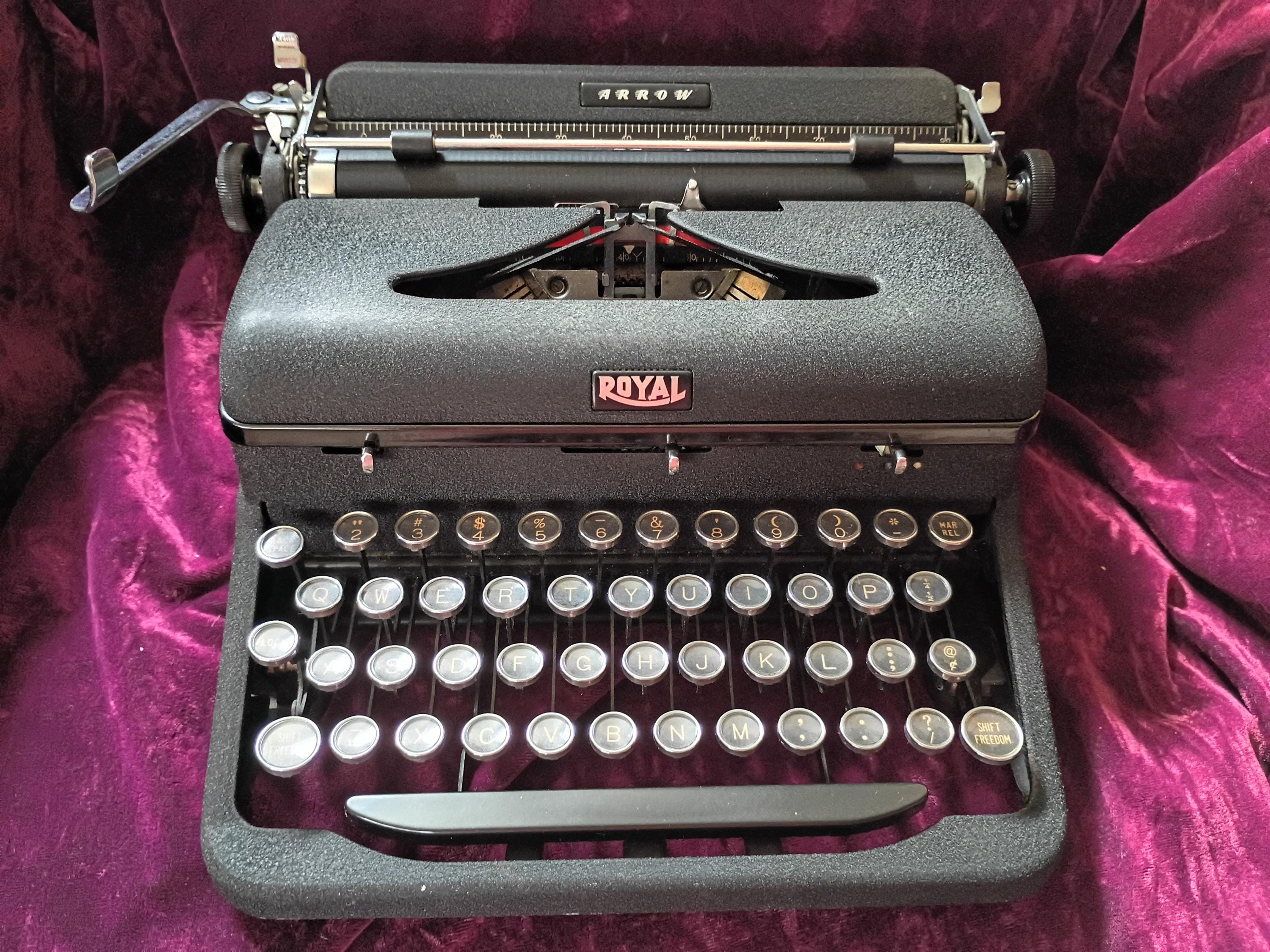 Arrow Typewriter - Etsy