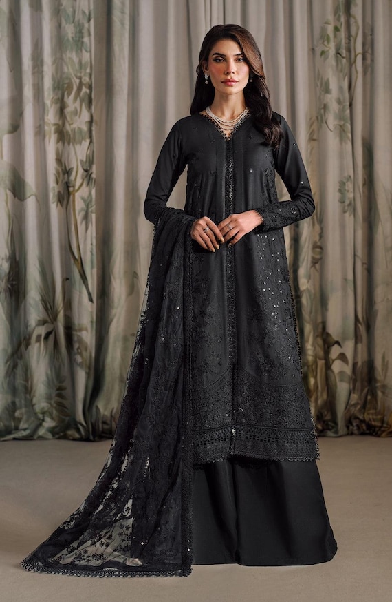 black eid dresses Rangreza Zarqash Eid-pakistani clothes online |Cambric, Lace