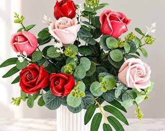 Ramo de rosas de cerámica esmaltada hechas a mano. Flores rojas que perduran. Decoración personalizada para el hogar. Ramo de rosas de 3, 5 o 7 piezas.