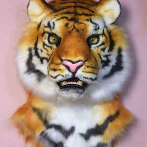 Realistic Tiger Fursuit Head - Movable Jaw Beast Mask for Cosplay, Halloween, Furry Costume | Custom Animal Mascot Head