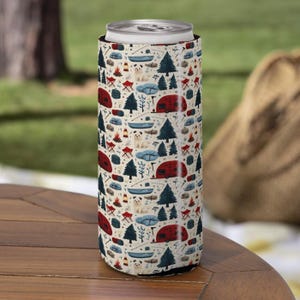 Vintage Camper Can Cooler – Retro RV Camping Koozie for Outdoor Drinks, Campfires & Glamping Adventures | Funny Camper Beverage Holder