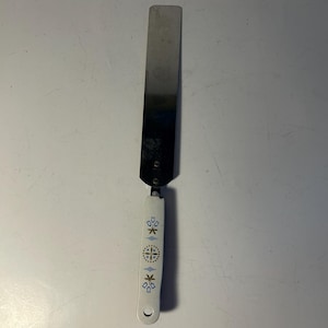 Vintage Ekco Flint Arrowhead Blue Tulip Floral Stainless Spatula Scraper Narrow