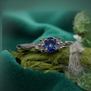 Natural Blue Sapphire Oval Engagement Ring – Sterling Silver Promise Ring, Dainty Three Stone Ring, Anniversary Gift for Women Gift for Mom