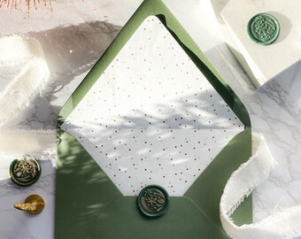 Christmas Printable Envelope Liner - Holiday Polka Dot Envelope Liner Design for A7 Euro Flap Envelopes and Christmas Cards