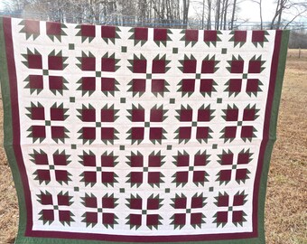Bear Paw Queen Size Quilt, 75" x 88"