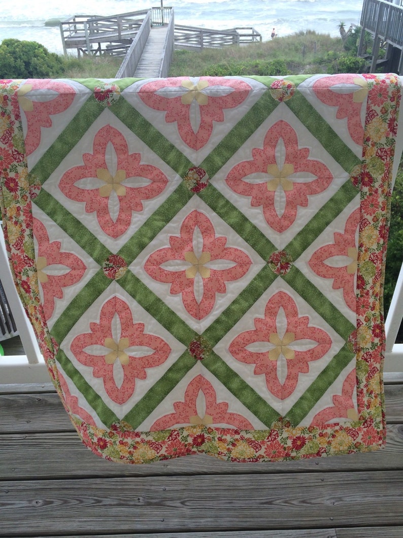 Blooming Flower Wall Hanging, Baby Quilt, 33 x 39.5 image 1