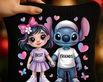 Beste Freunde Cartoon PNG – Mädchen & Stitch Digitale Illustration, niedliche Kawaii-Figuren, Herzen und Schmetterlinge, verspielte Freundschaftskunst