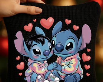 Lilo & Stitch Kawaii PNG – Niedliche Partner-Hoodies, holografischer Stil, digitale Kunst zu Liebe & Freundschaft