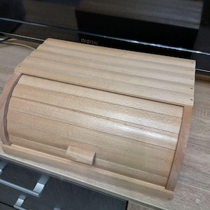 Wooden Roll Top Bread Box – Handmade Rustic Bread Bin, Farmhouse Kitchen Countertop Organizer