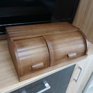 Rustic Wooden Bread Box with Two Compartments – Farmhouse Kitchen Countertop Bread Storage Organizer