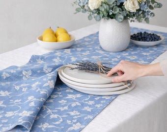 Runner da tavola in lino e cotone con stampa floreale blu, decorazione rustica per sala da pranzo in stile fattoria, elegante decorazione per matrimoni.