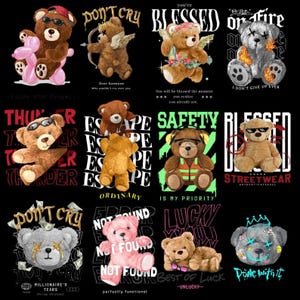 Puede incluir: Una colección de doce diseños gráficos con osos de peluche en varios estilos, colores y poses, incluyendo osos con gafas de sol, alas, equipo de seguridad y coronas, acompañados de textos como Don't Cry, Blessed, Safety y Lucky.
