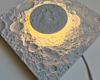 Lámpara con forma de fragmento lunar impresa en 3D, aplique de pared con diseño de superficie lunar, decoración para amantes del espacio (alimentada por USB).