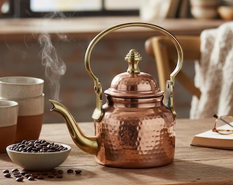Tetera de cobre martillado hecha a mano y grabada a medida / Tetera vintage con asa de latón para cocina