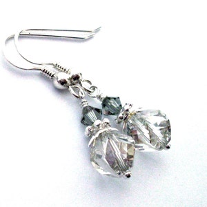 Grau klar Kristall Ohrringe, geometrische Ohrringe, Sterling Silber, Swarovski Perlenohrringe, Silber Schatten, Silber grau Schmuck