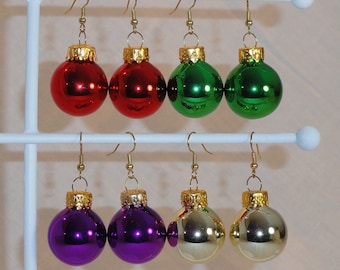 Shiny Glass Ball Ornament Earrings Christmas Holiday Gold-Tone Topper & Gold Plated Wire