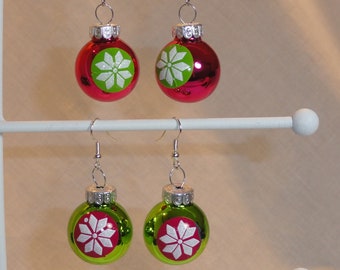 Shiny Glass Ball Christmas Ornament Earrings, Pink or Green, Floral Design, 1", 25mm