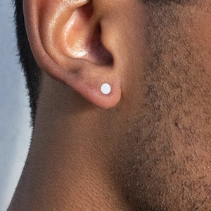 Boucles d'oreilles pour hommes Puces d'oreilles à pois, Puces d'oreilles en argent, Puces d'oreilles en or, Puces d'oreilles simples, Puces d'oreilles minuscules de 4 mm image 1