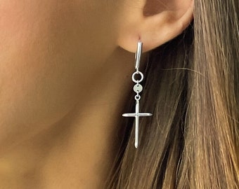 Boucles d'oreilles longues croix en argent sterling, grandes boucles d'oreilles pendantes en argent sterling massif, cadeau d'anniversaire, cadeau unique pour elle