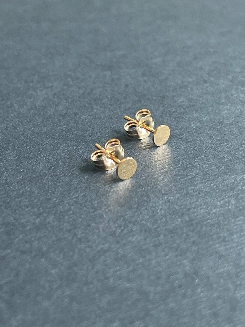 Mens Earrings Dot Stud Earrings, Silver stud earrings, gold stud earrings, single stud earring, tiny stud earrings 4 mm imagem 5