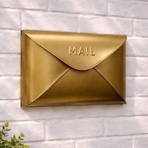 Modern Wall Mounted Mailbox, Large Capacity Metal Mailbox, Minimalist Rust-Resistant Outdoor Envelope Post Box