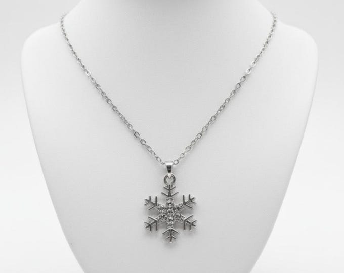 1pc Silver snowflake charm necklace