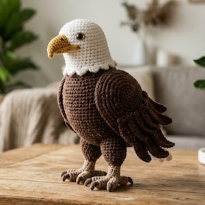 Realistic Eagle Amigurumi Crochet Pattern : Lifelike Bird Plush Tutorial (PDF Download)