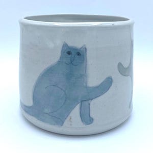 Vintage Art Pottery Cat Crock/Utensil holder, Solveig Cox, stoneware, handmade ca. 1970s-1990s