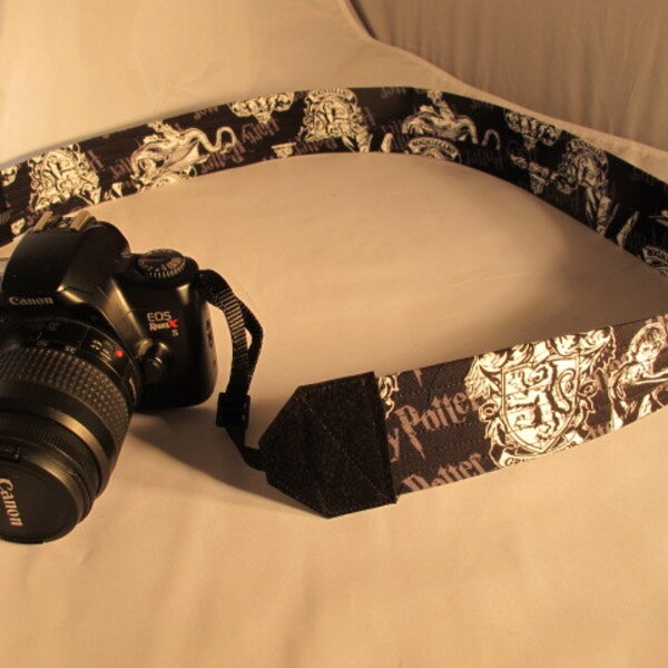 Harry Potter Camera Strap  Hogwarts  Griffendor  Wizard  Dragon