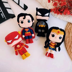 Justice League Virkmönster Set: Superhjälte Amigurumi (PDF)