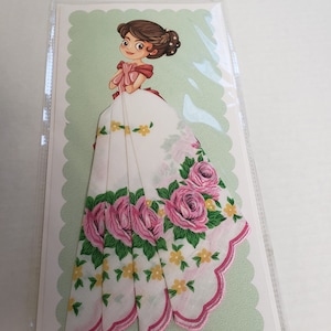 Carte mouchoir rétro ; jeune femme, carte de voeux; mouchoir utilisable; jupe mouchoir; blanc avec des roses roses