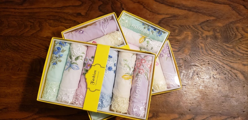 Gift boxed cotton handkerchiefs with embroidered flowers and lace corner 6 per box image 2