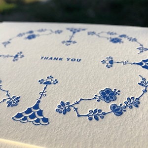 FURNIVALS BEDANKT Letterpress Groet, Handgemaakt Briefpapier, Denemarken Blauw, Royal Copenhagen, Chinoiserie Chic, Grandmillennial, Elegant afbeelding 7