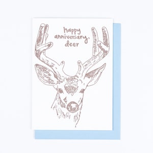DEER ANNIVERSARY CARD, Woodland Appalachian Animal, Natura, Summer Love, Biglietto d'auguri tipografico, Disegnato a mano, Wild Buck, Antlers, Caro gioco di parole