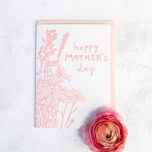 CARTE DE FÊTE DES MÈRES, Typographie, Maman, Fleurs originales dessinées à la main, Bouquet de fleurs sauvages, Nature, Botaniques, Amusement, Floral, Jardin, Fantaisiste
