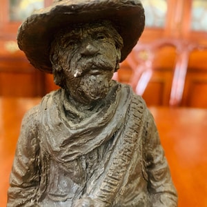 Vintage Sculpture 1987 Michael Garman Golfing Man Resin on