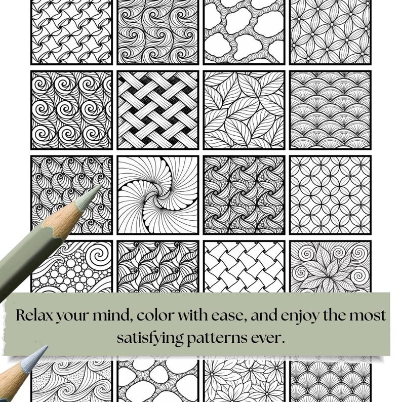 Pu&ograve; includere: Una collezione di intricati motivi in bianco e nero, ciascuno all'interno di una cornice quadrata, progettati per essere colorati. Una matita verde &egrave; parzialmente visibile. Il testo recita: "Rilassa la mente, colora con facilit&agrave; e goditi i modelli pi&ugrave; soddisfacenti di sempre."