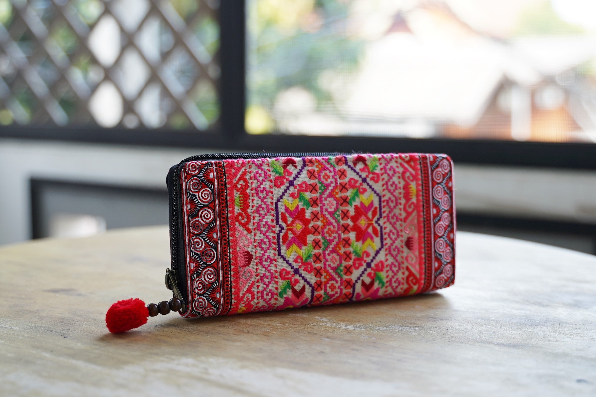 Minimalist Wallet & Air Tag Holder – The Clutch Couture Designs