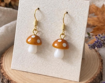 Pendientes de hongo de cristal hechos a mano