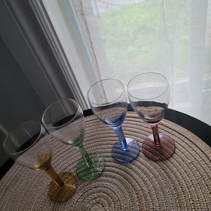 Set of 4 Vintage Stemmed Glasses - Colorful Twisted Stems - Multicolored Blown Glasses - Retro Table Decor