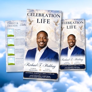 Könnte beinhalten: Eine Trauerprogramm-Vorlage mit dem Porträt eines Mannes im blauen Anzug. Das Design enthält den Text Celebration of Life, Richard T. Haliburton, Geburts- und Sterbedaten sowie Veranstaltungsdetails vor einem Himmel mit weißen Tauben.