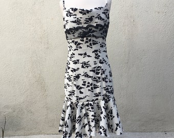 Sexy stretch black and white spaghetti strap dress with lace front detail and ruffle hem SZ M