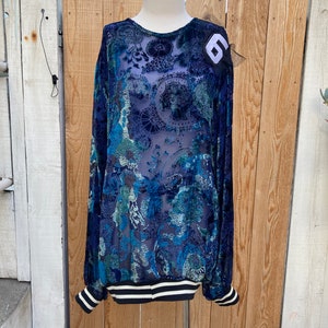 Recycled blue paisley sheer silk/rayon velvet burnout oversized extra long sleeve top/minidress w/ patch detail and contrast ribbing SZ M/L