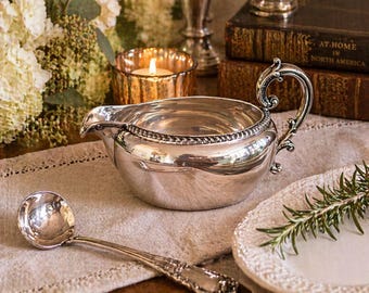 Reed & Barton Silverplate Gravy Boat | Vintage Sauce Server with Handle | Elegant Dining Serveware | Mid Century Table Accent