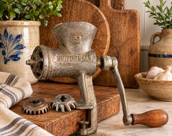 Vintage Universal No 2 Food Grinder | Cast Metal Hand Crank Kitchen Tool | 3 Attachments | Farmhouse Culinary Decor