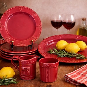 Debby Segura Sorrento porslin | Röda präglade tallrikar fat gräddkanna sockerskål | Toskansk keramik | Medelhavsbordsdekoration