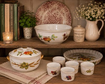 Royal Worcester Evesham Casserole Dish | Vintage Covered Baking Bowl | English Porcelain Serveware | Cottage Kitchen Decor