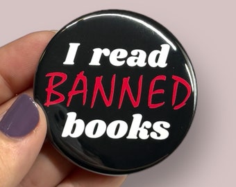 Read banned books round magnet