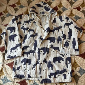 Chaqueta tipo poncho con estampado integral de osos y alces de Michigan Rag Co. de los años 80, talla S/M, color granola imagen 1